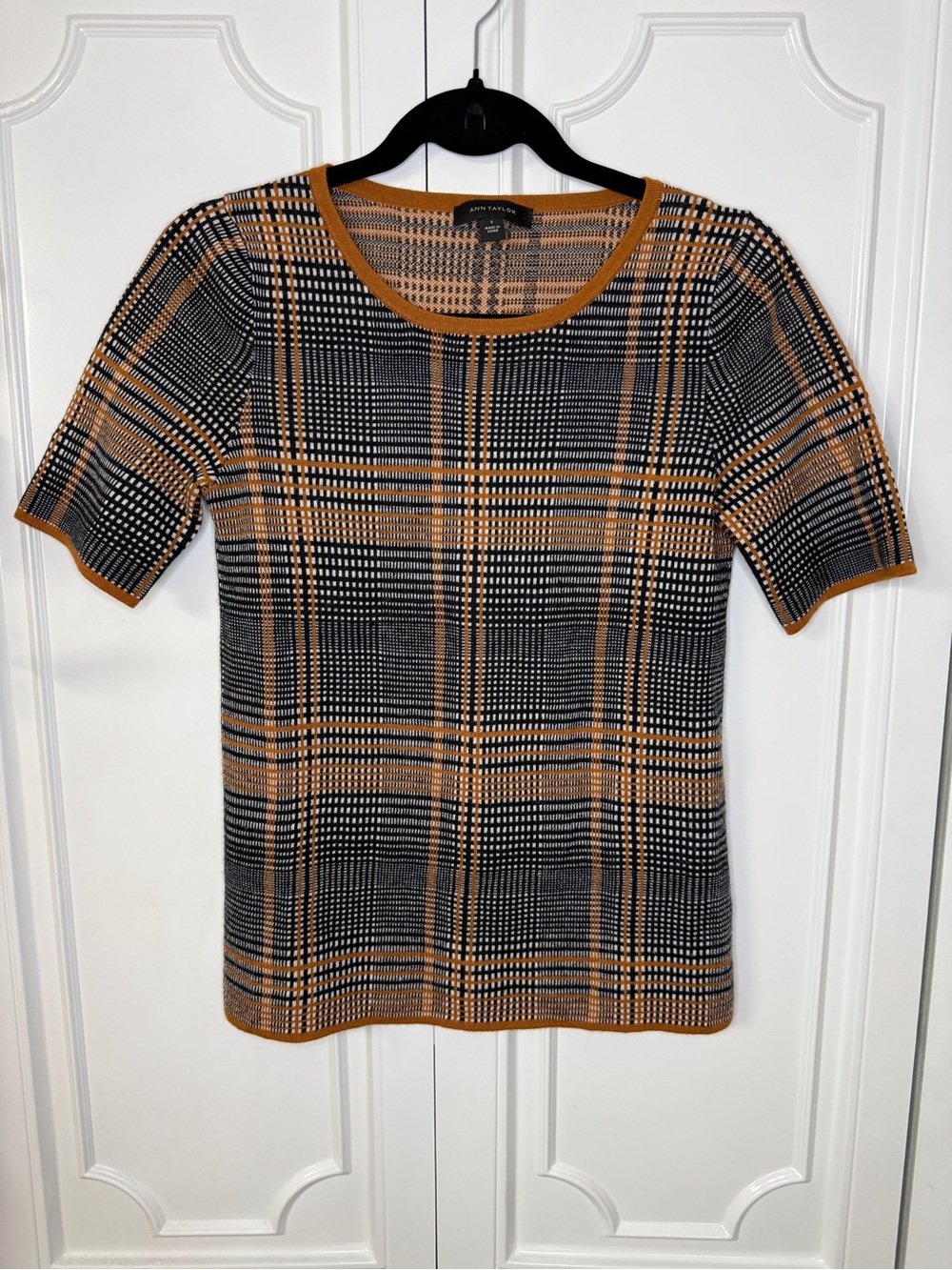 Ann Taylor Plaid Knit Short-Sleeve Top - Mustard, Black & White